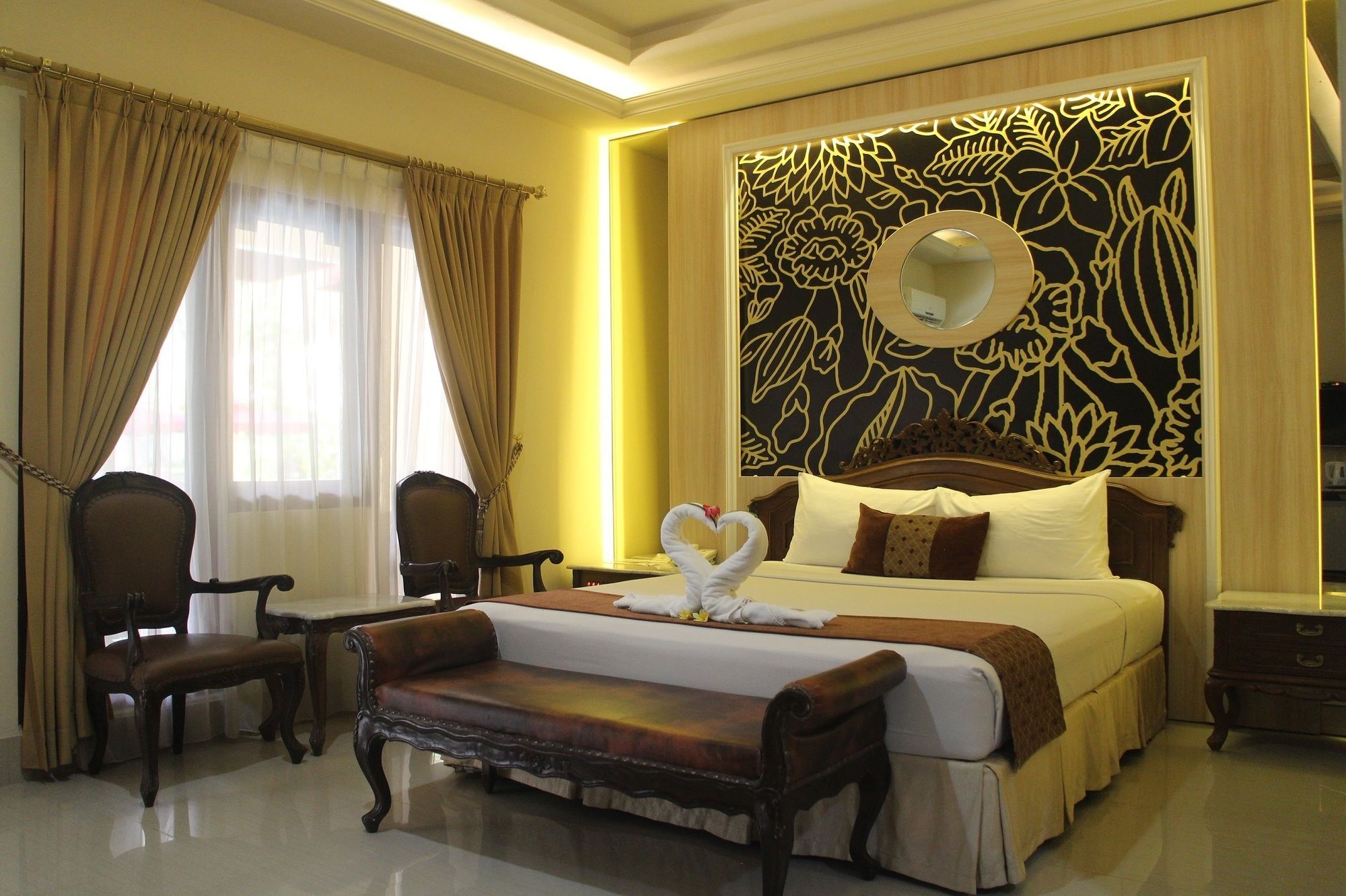 Hotel Indah Palace Джокьякарта Экстерьер фото
