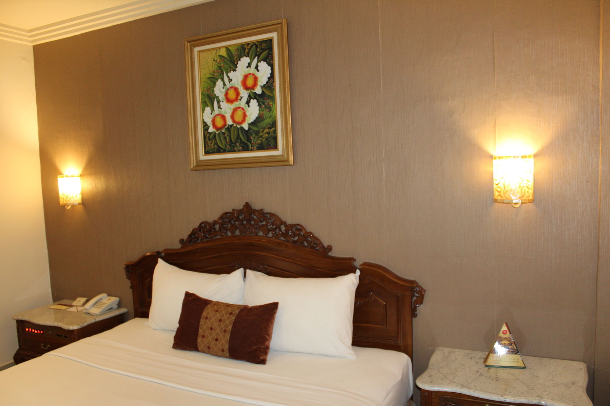 Hotel Indah Palace Джокьякарта Экстерьер фото