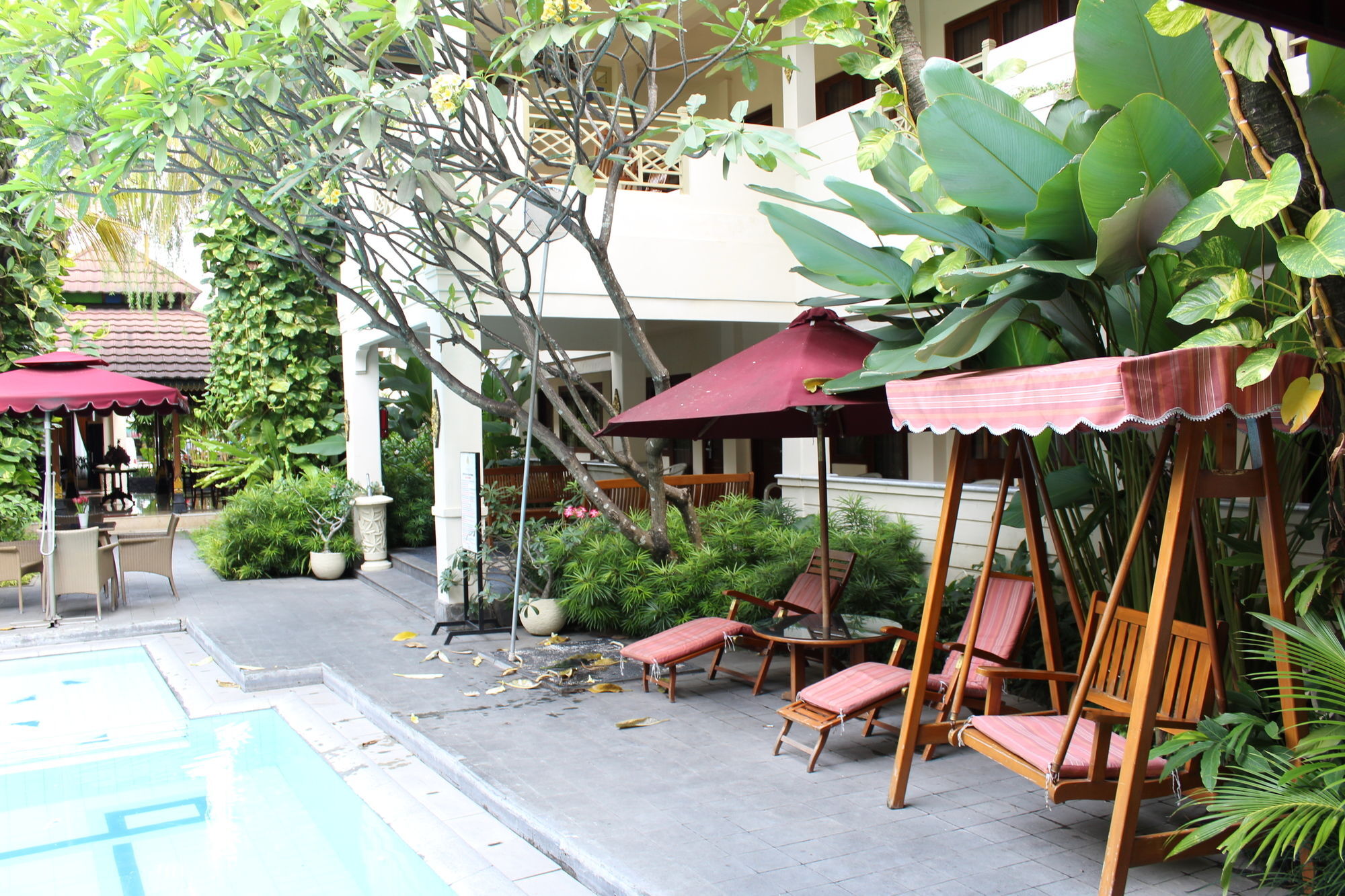 Hotel Indah Palace Джокьякарта Экстерьер фото