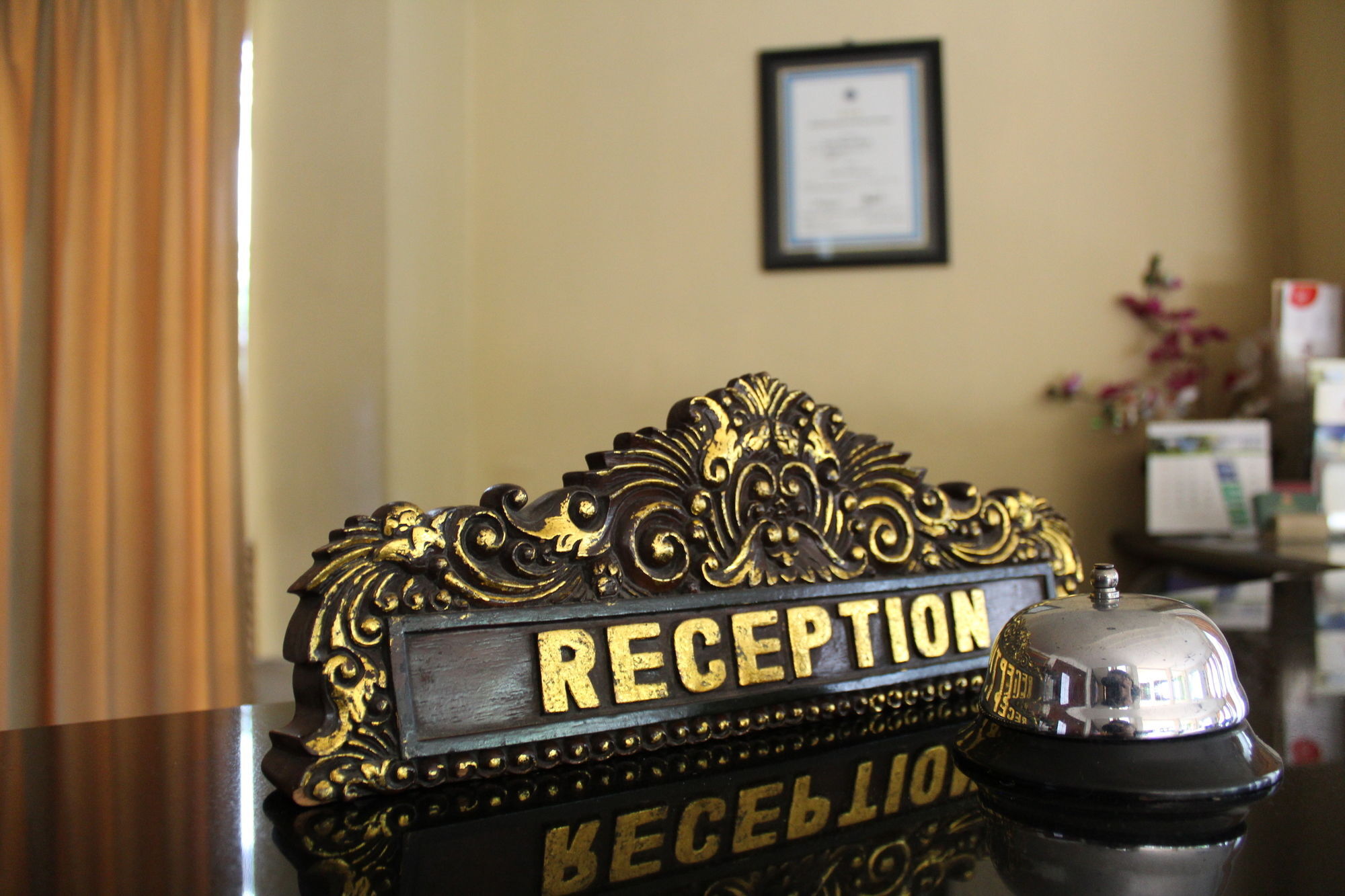 Hotel Indah Palace Джокьякарта Экстерьер фото